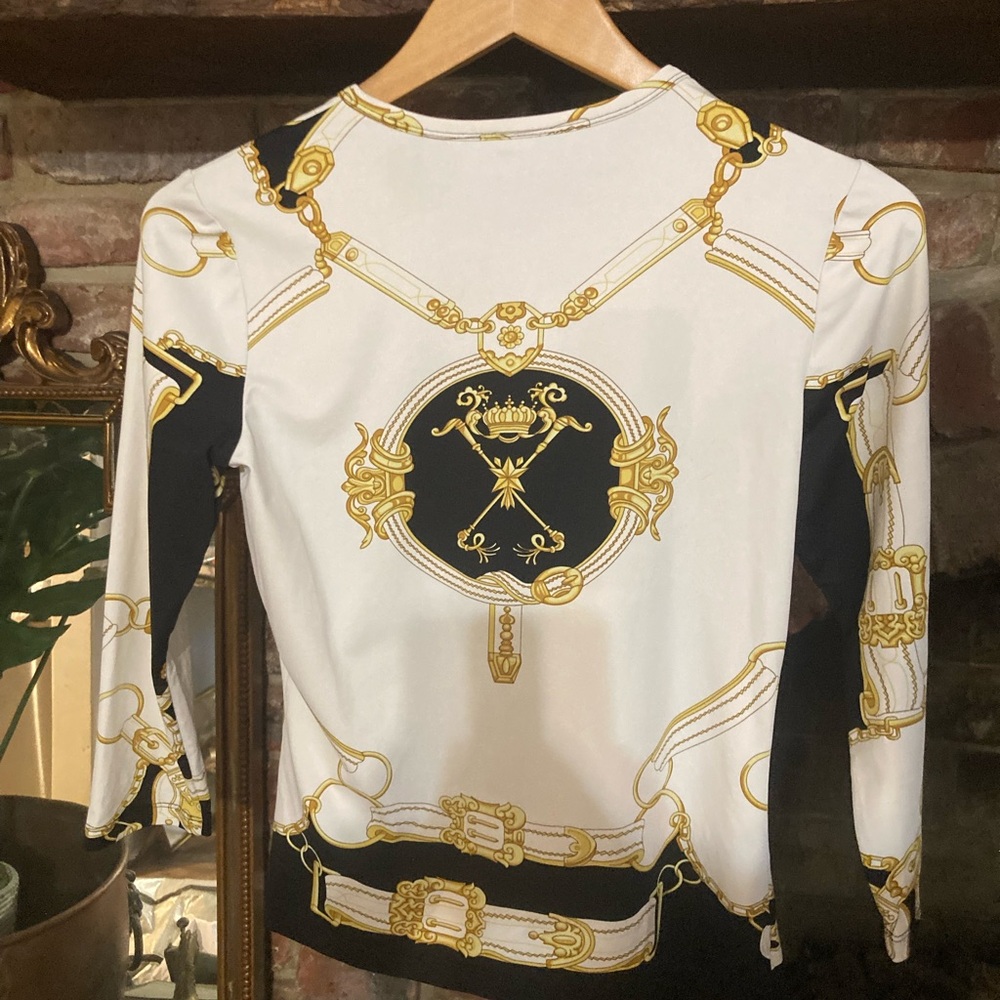 J.McLaughlin Catalina Cloth Medallion Chain Equestrian Crown Print Resort Top - Picture 6 of 16